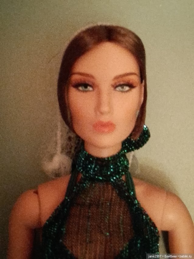 Fashion royalty Meteor Emerald Allure Amirah Majeed новая (фото 9)