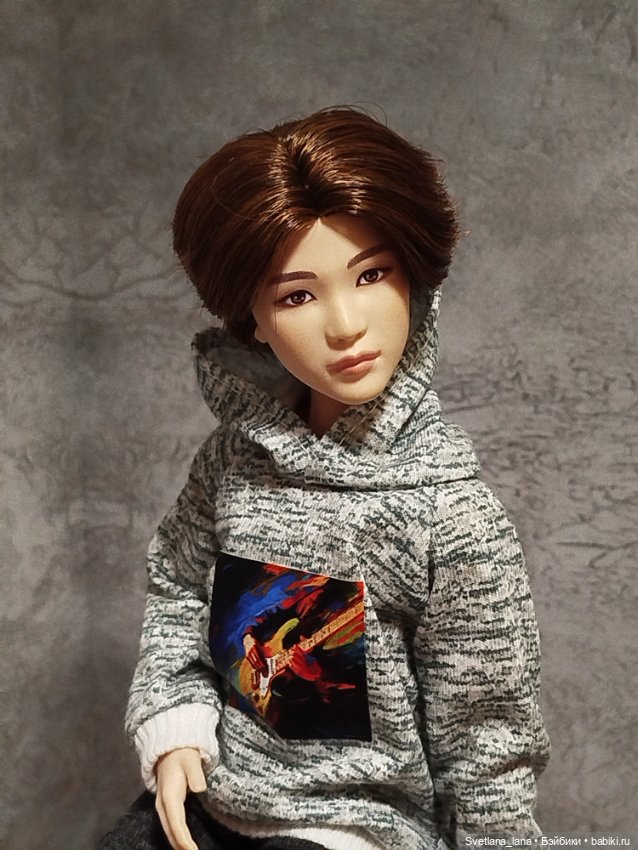 #2.Шарнирная портретная кукла участника группы БТС (фото 8)