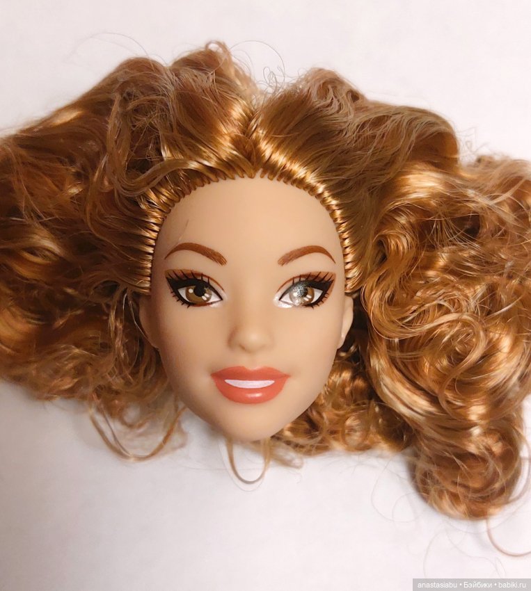 Оливия из набора Barbie You Create Basics Neutral Kit 003