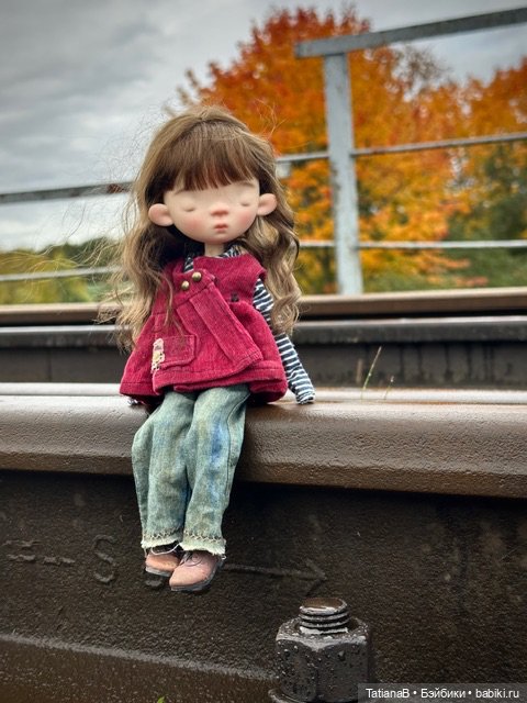 Парик для кукол с объемом головы 17-17,5 см (фото 2)