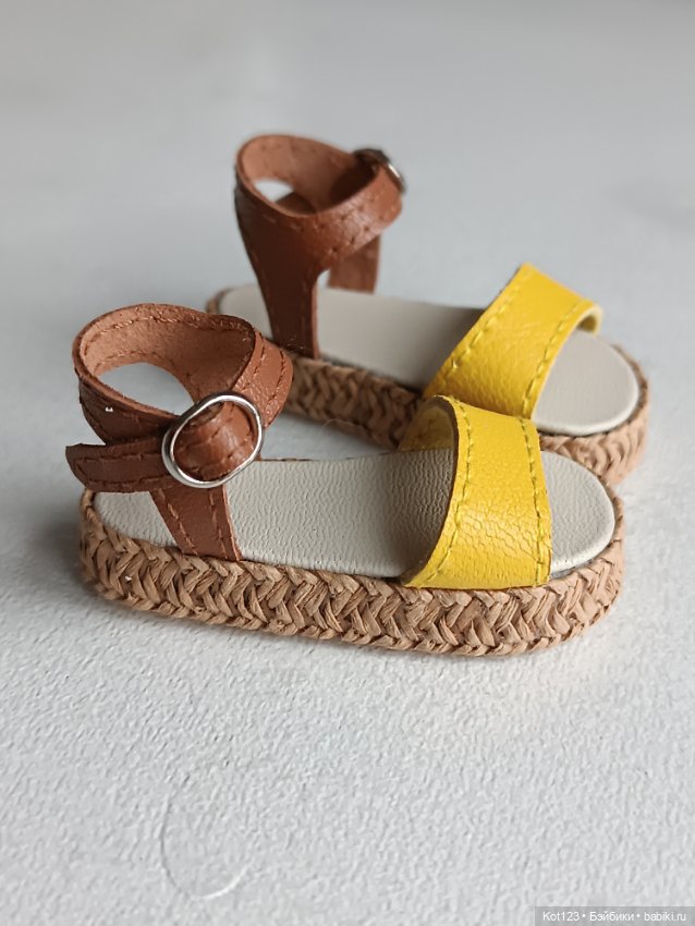 Босоножки для Руби Ред Ruby Red Fashion Friends (фото 2)