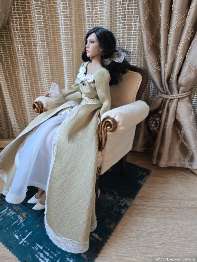 Кресло бархатное 1/6. Мебель для кукол (фото 6)