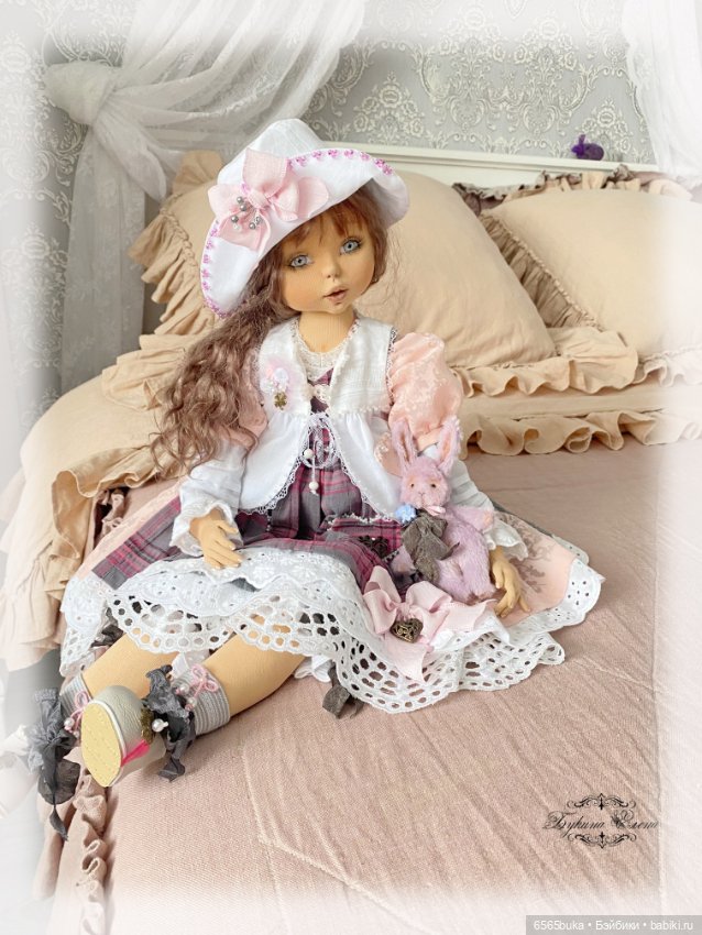 Лизонька, коллекционная текстильная кукла