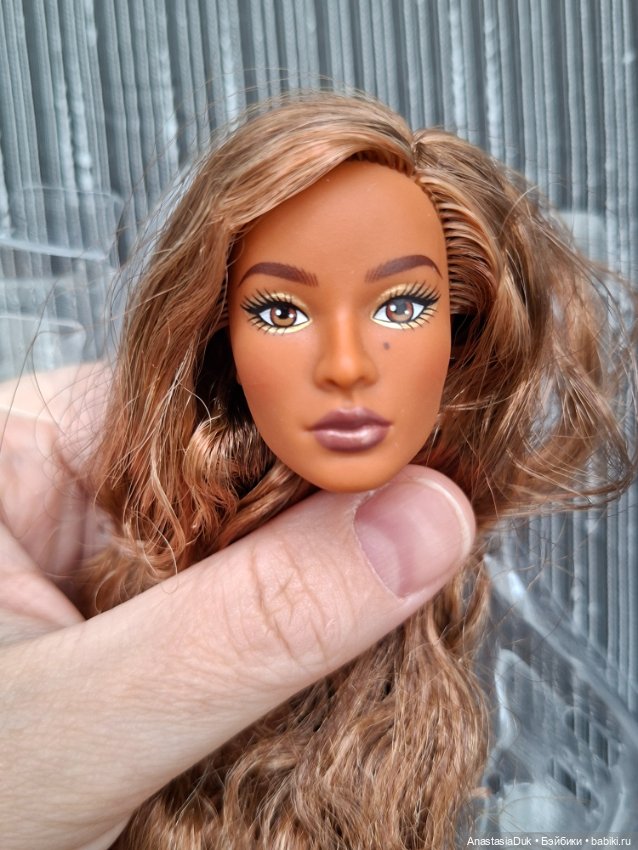 Barbie you create Нишель, Мермейд (фото 2)