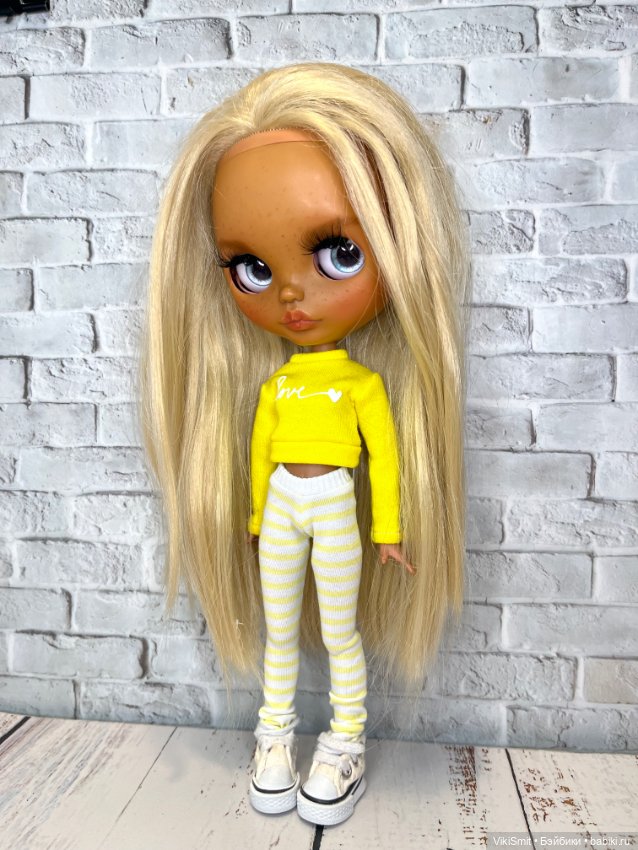 Продаю новые одежды для кукол Блайз (фото 3)