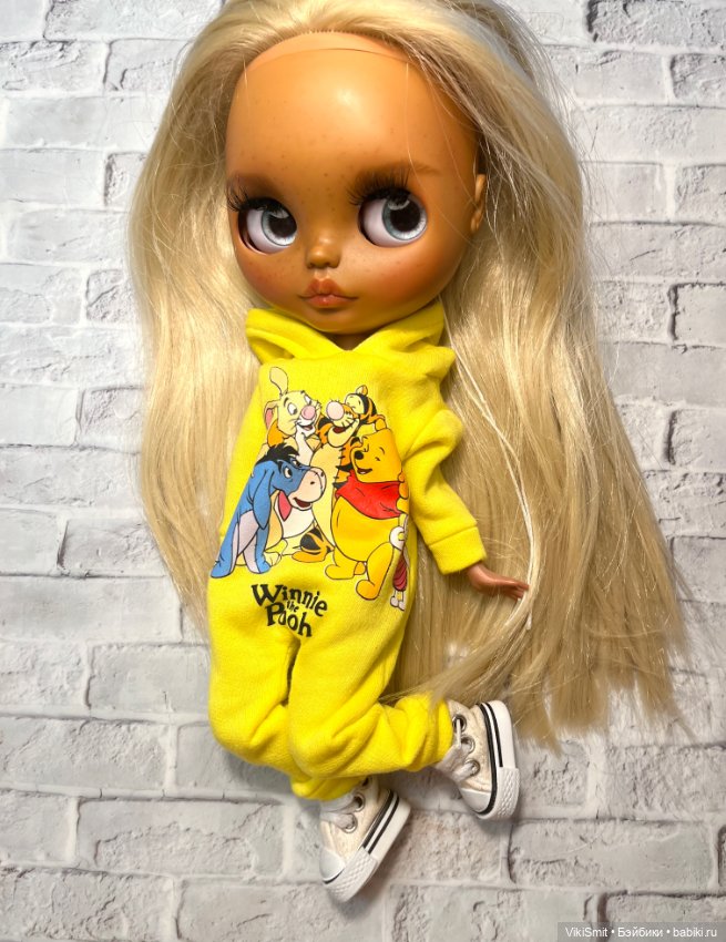 Продаю новую одежду для кукол Блайз