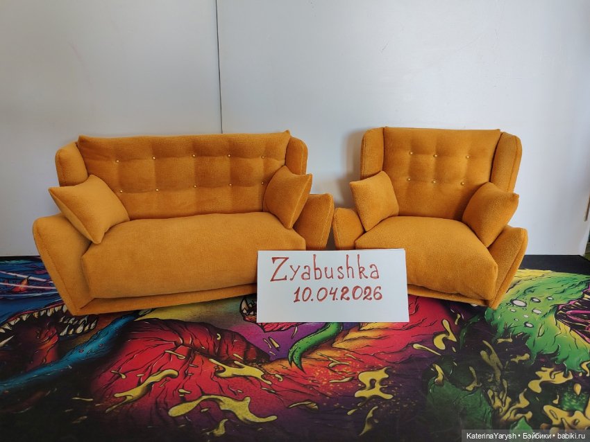 🧸 Мягкий диван для кукол «Зябушка» — уют ручной работы для вашей коллекции (фото 8)