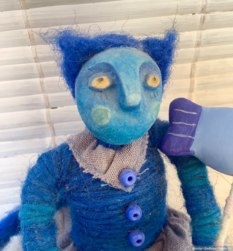 Синяя кошка с синей рыбой (фото 3)