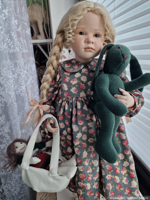 Фарфоровая кукла Ruth Treffeisen Ophelia 2006 студийная кукла (фото 5)