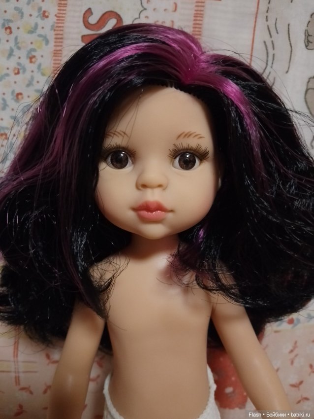 Карина Паола рейна с сиреневыми прядками (фото 8)