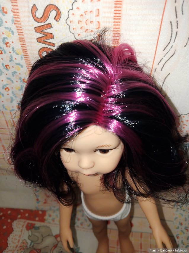 Карина Паола рейна с сиреневыми прядками (фото 7)