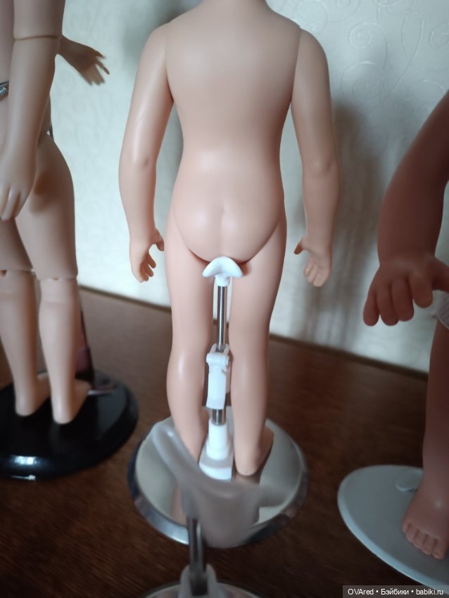 Продам лот из 7 подставок для разных кукол (фото 5)