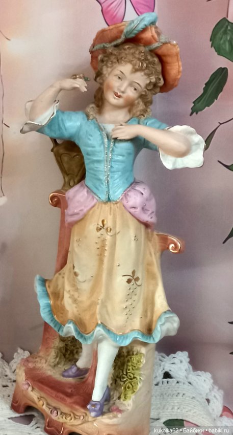 Статуэтка Девушка с букетом ( 1890г!) (фото 5)