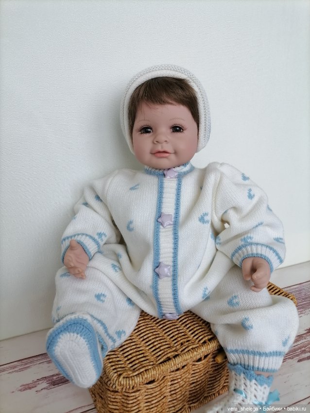 Фирменные аутфиты на кукол Адора (фото 5)