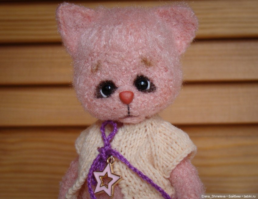 Розовый котëнок — Авторские игрушки (фото 3)