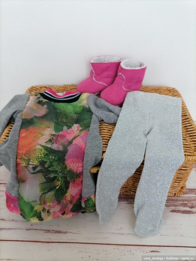 Фирменный аутфит и платья для готц 50см (фото 8)