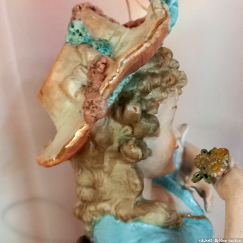Статуэтка Девушка с букетом ( 1890г!) (фото 4)