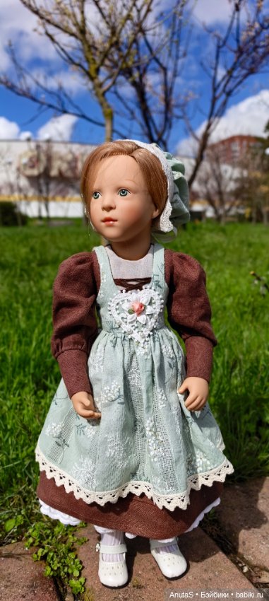 Наряд для кукол Финуш Сильвии Натеррер