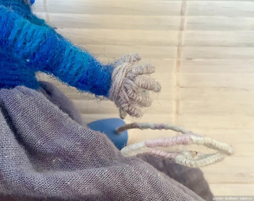 Синяя кошка с синей рыбой (фото 5)