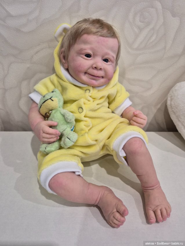 Авторская силиконовая кукла на мягком теле (фото 8)