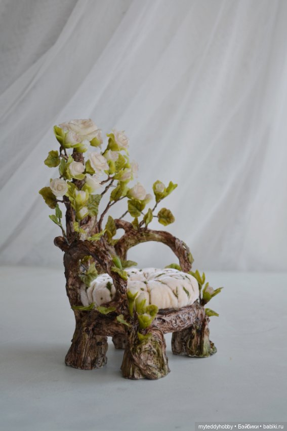 Кресло, пуфик для кукол — Кукольная мебель (фото 4)