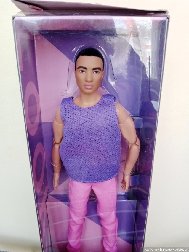 Барби колорблок Кен Лукс 17 азиат