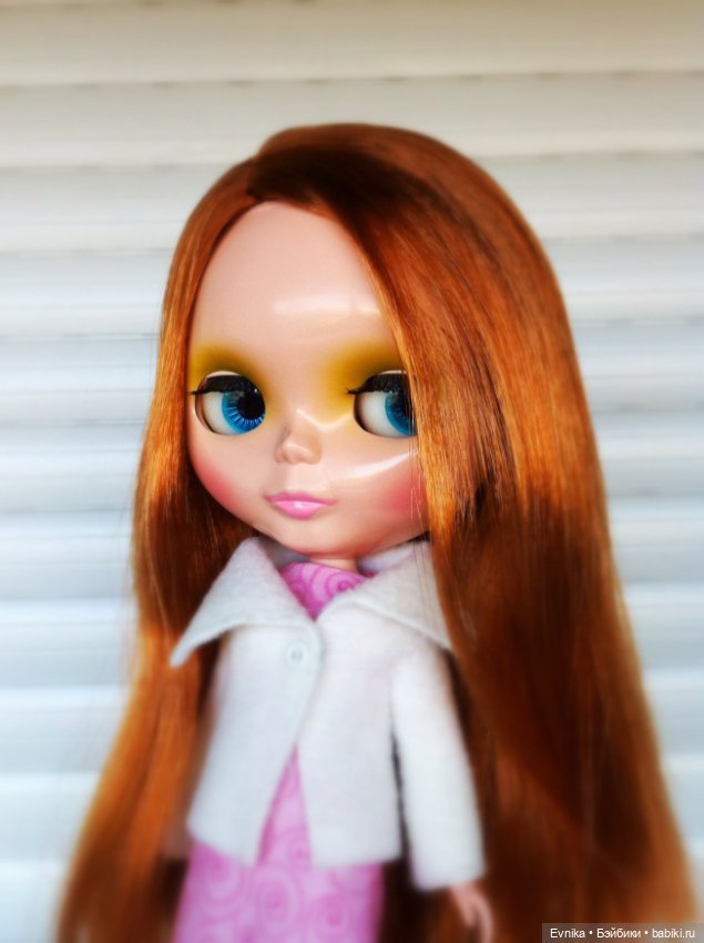 Neo Blythe Pow Wow Poncho