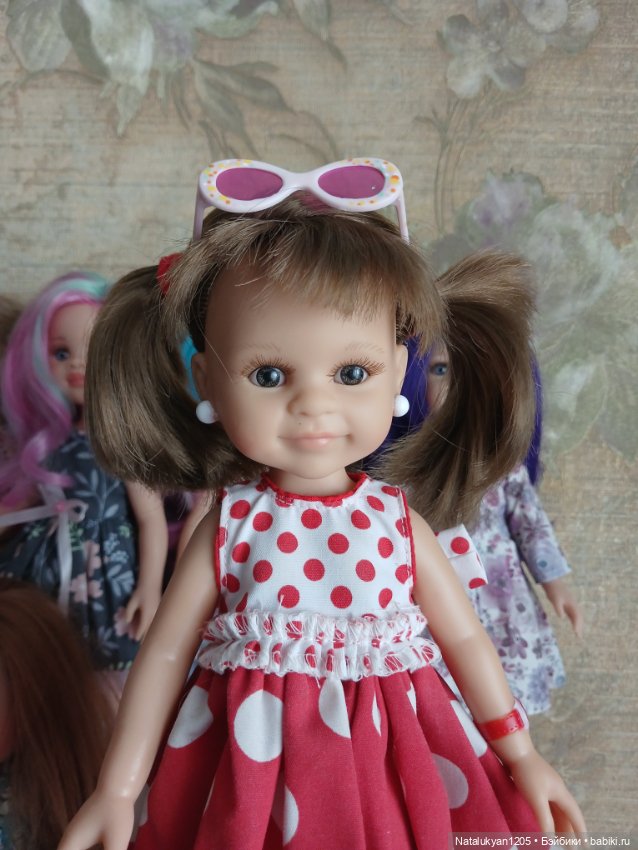 Клео поющая с хвостиками от paola reina (фото 4)