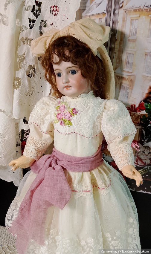 Нарядное платье для антикварных кукол и реплик 55-60см роста (фото 2)