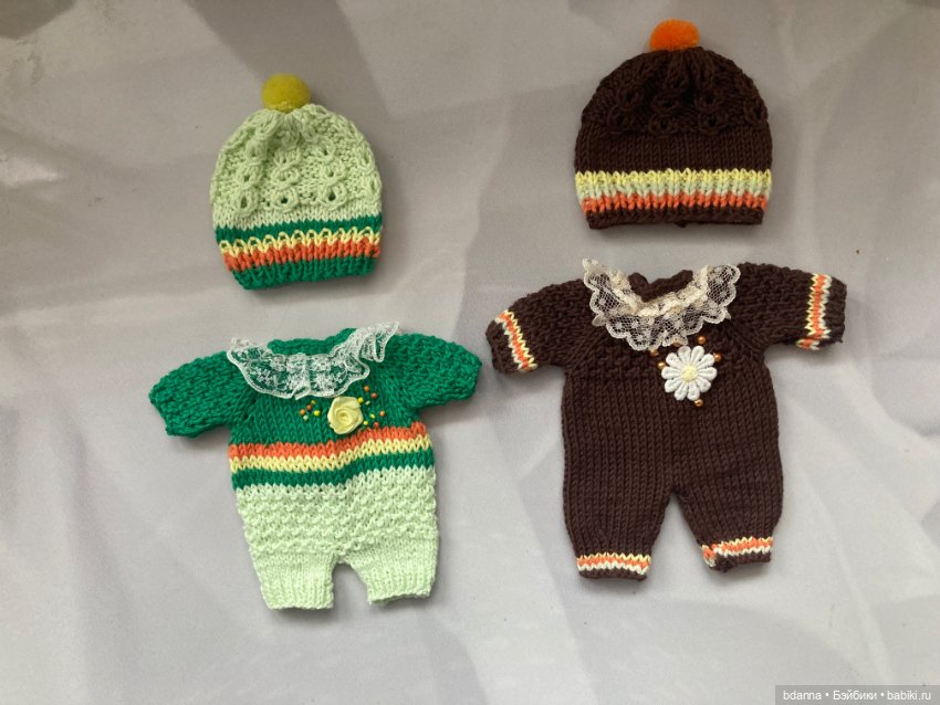 Вязанные комплекты на пупсят (фото 3)