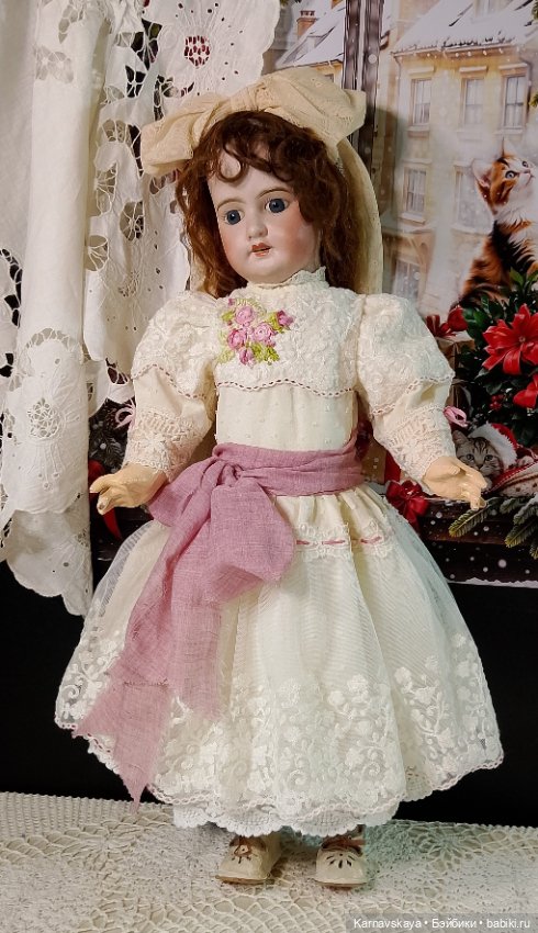 Нарядное платье для антикварных кукол и реплик 55-60см роста