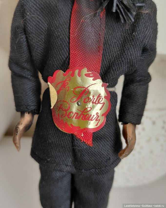 Кукла из пластика. Трубочист. Petitcollin (фото 4)