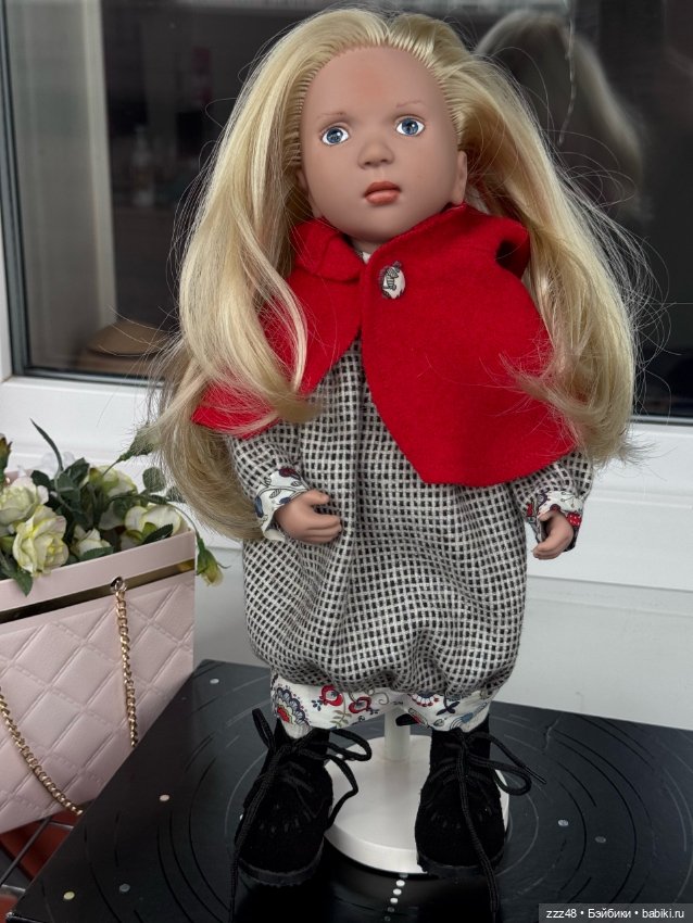 Красная шапочка Anna (Анна) от Zwergnase. 2013 год