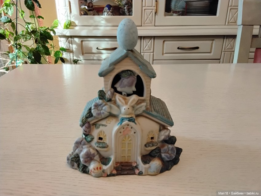 Домик пасхального кролика из фарфора (фото 5)