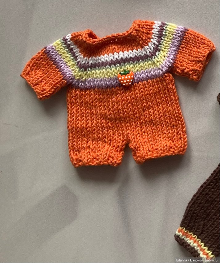 Вязанные комплекты на пупсят (фото 8)