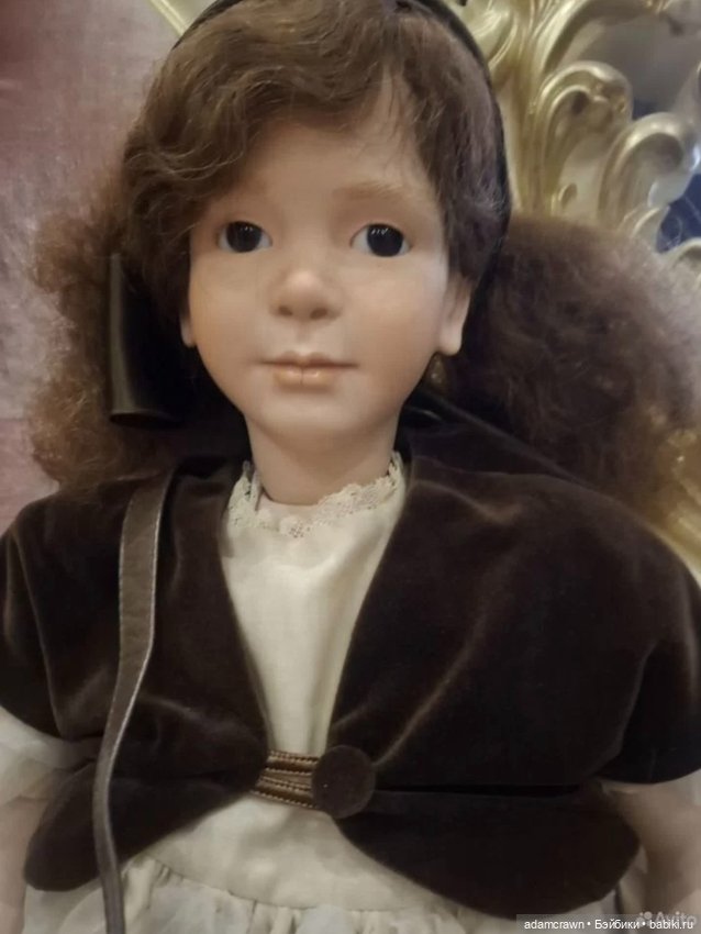 Фарфоровая кукла от автора Ruth treffeisen. В очень хорошем состоянии. Рост 65 см (фото 3)