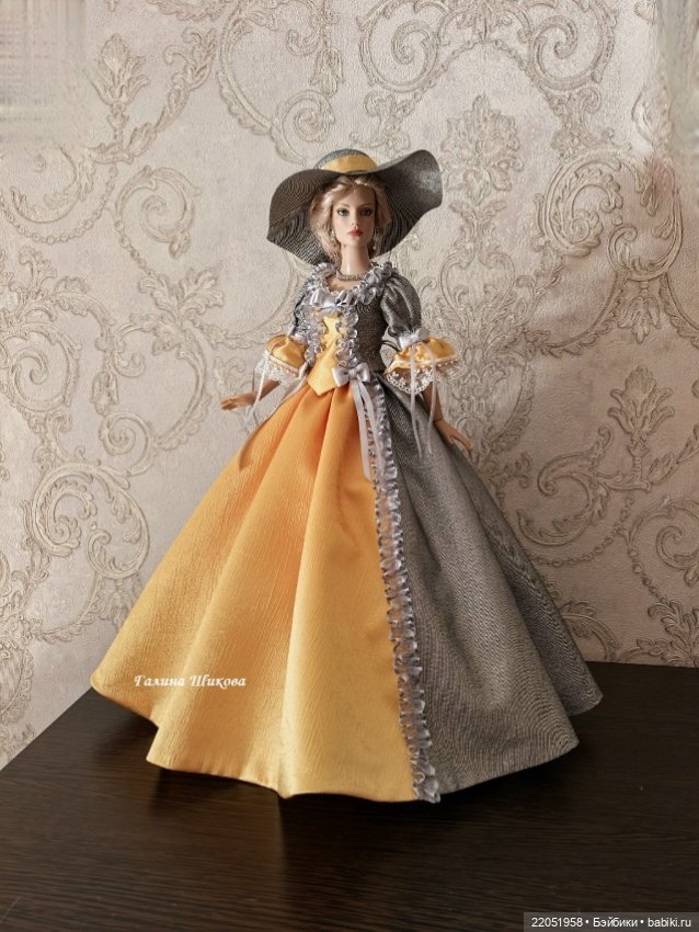 Платье одежда для кукол Тоннера -Тайлер