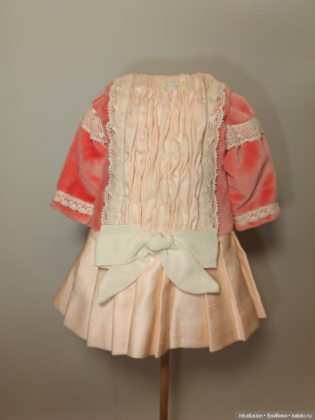 Платье бархат на антикварную или винтажную куклу рост 27-30 см (фото 2)