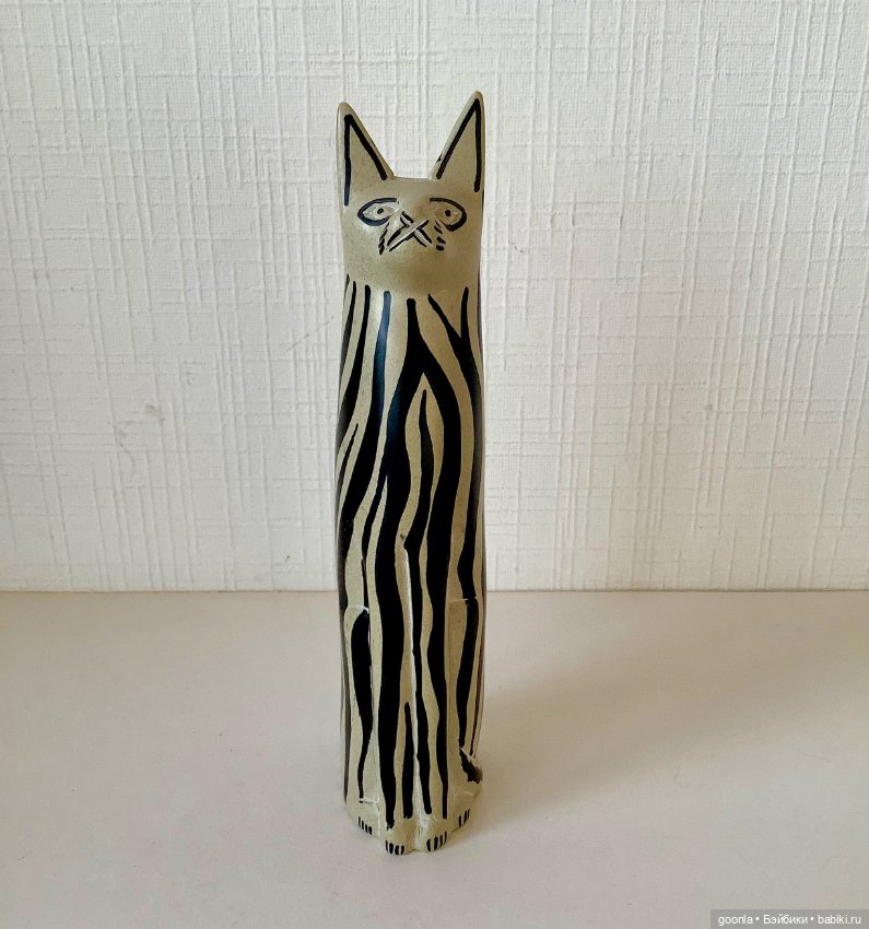 Статуэтка кошки в египетском стиле