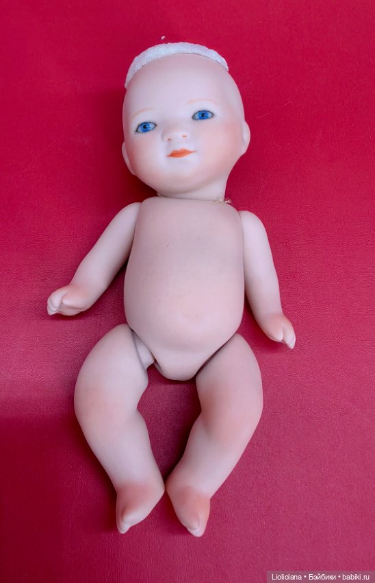Маленькая фарфоровая реплика Малыш 1985 год (фото 3)