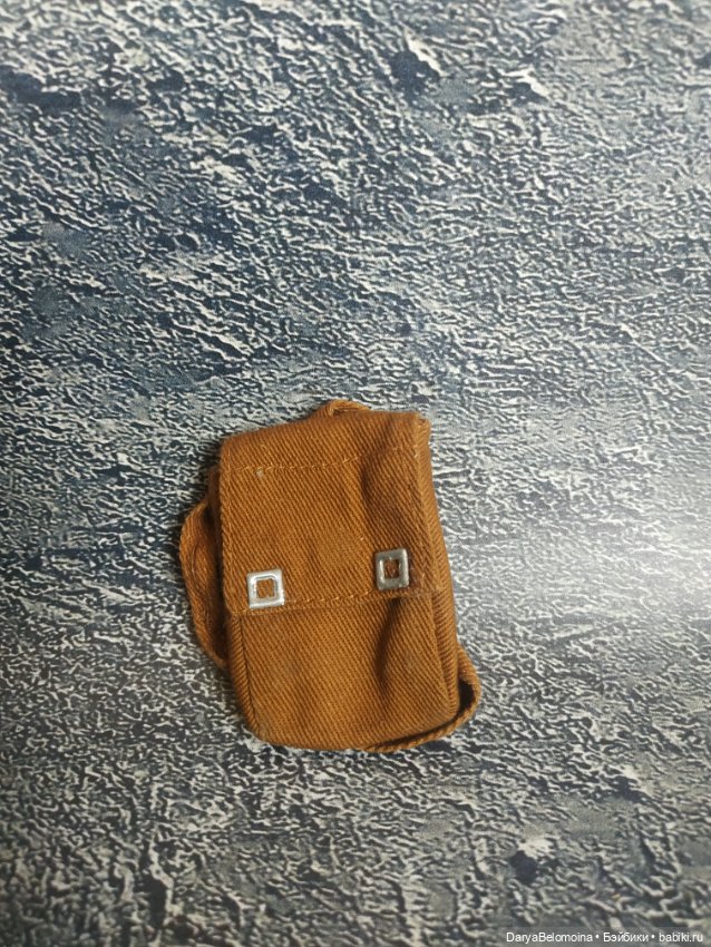 Сумочки и рюкзак для кукол 1/6 (фото 2)