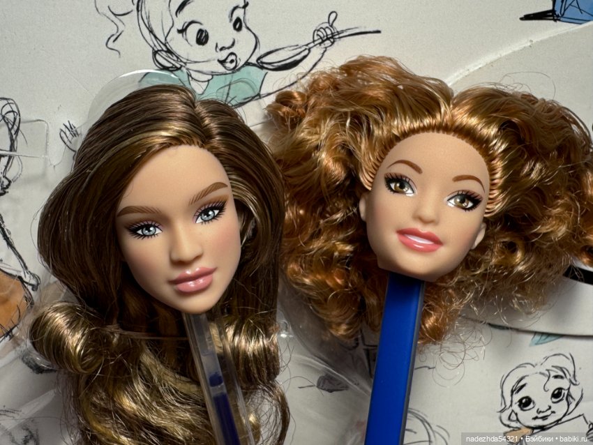 Головы Барби Фриды и Оливии из конструктора №3 лотом