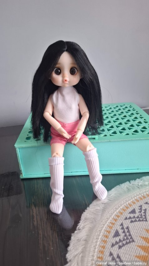 Кукла шарнирная с набором одежды (фото 4)