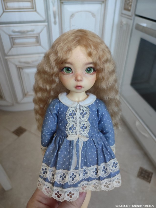 Продам очень красивый паричок из локонов козочки размер 6-7 (фото 3)