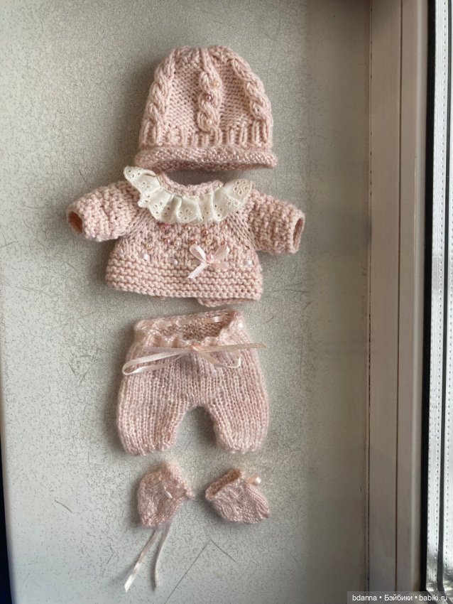 Вязанные костюмы на пупсят (фото 7)