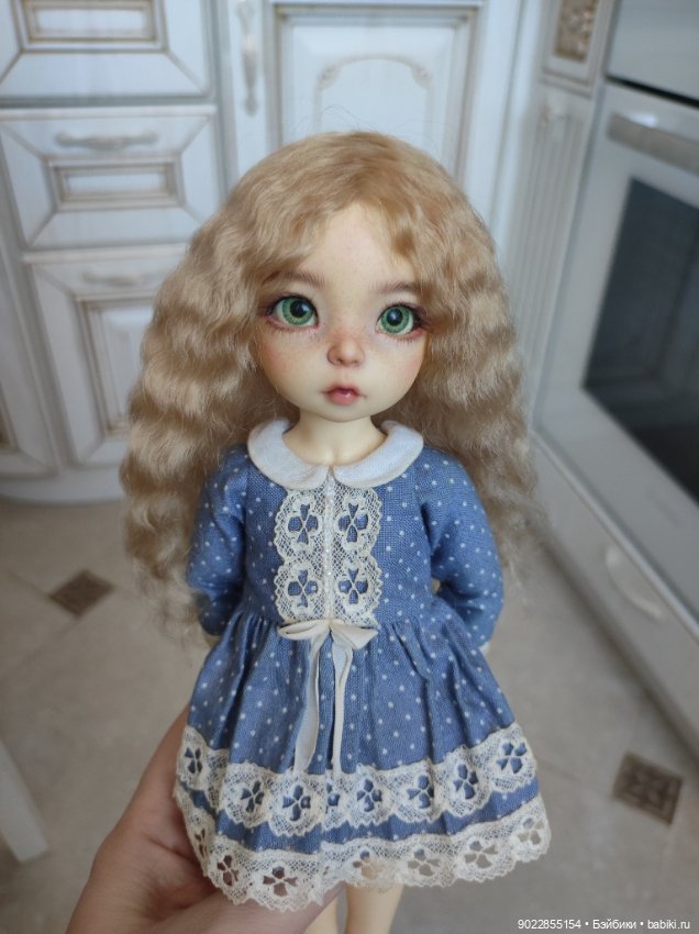 Продам очень красивый паричок из локонов козочки размер 6-7