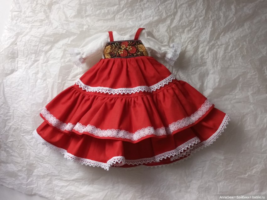 Платье в народном стиле красное для Паола Рейна Paola Reina 32 (фото 4)