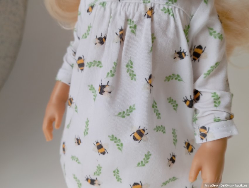 Весеннее платье с пчелками для кукол Паола Рейна 32 (фото 7)