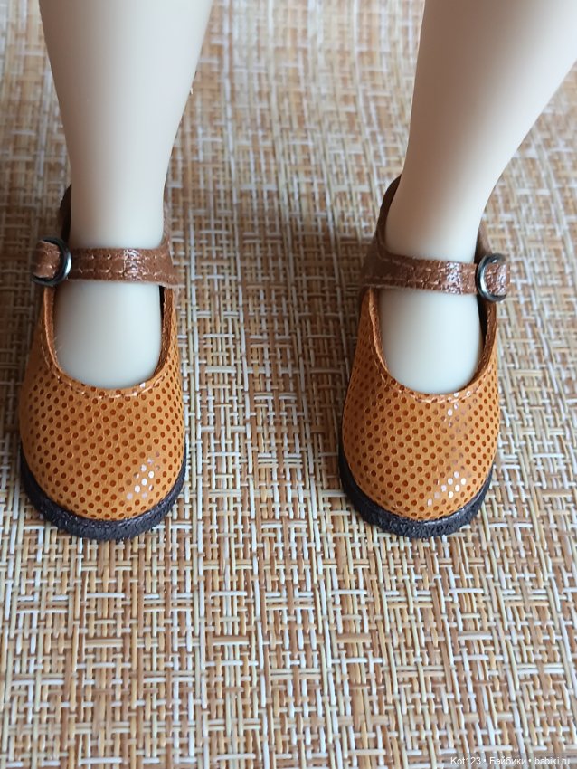 Туфельки для Руби Ред Ruby Red Fashion Friends (фото 5)