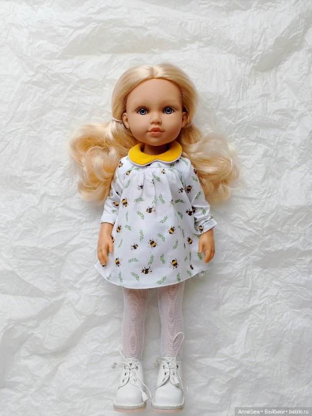 Весеннее платье с пчелками для кукол Паола Рейна 32